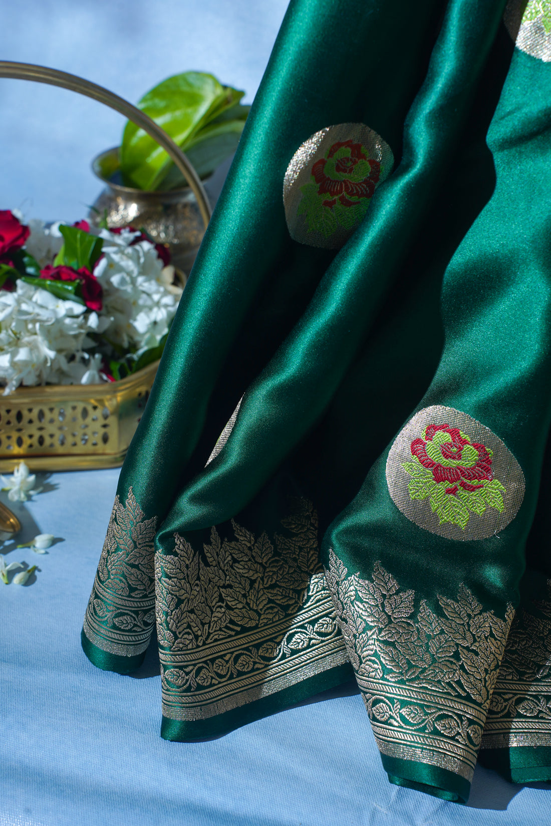 Emerald Green Pure Mashru Silk Handwoven Saree