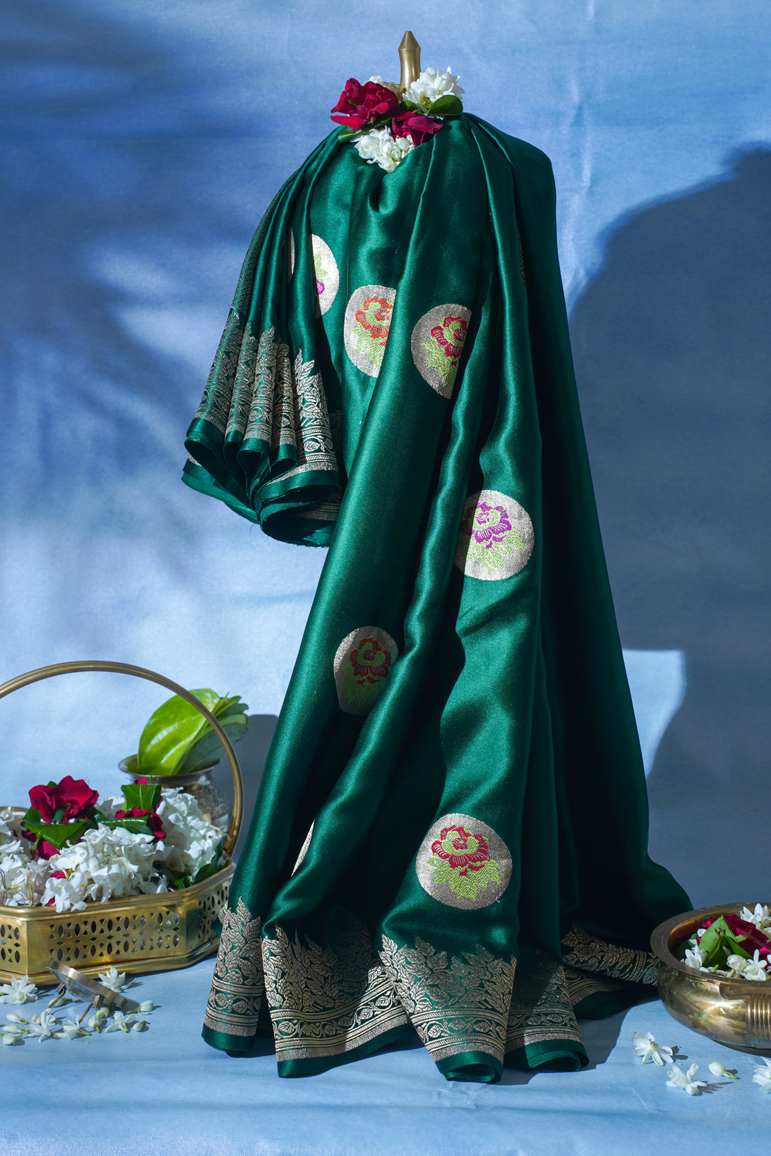 Emerald Green Pure Mashru Silk Handwoven Saree