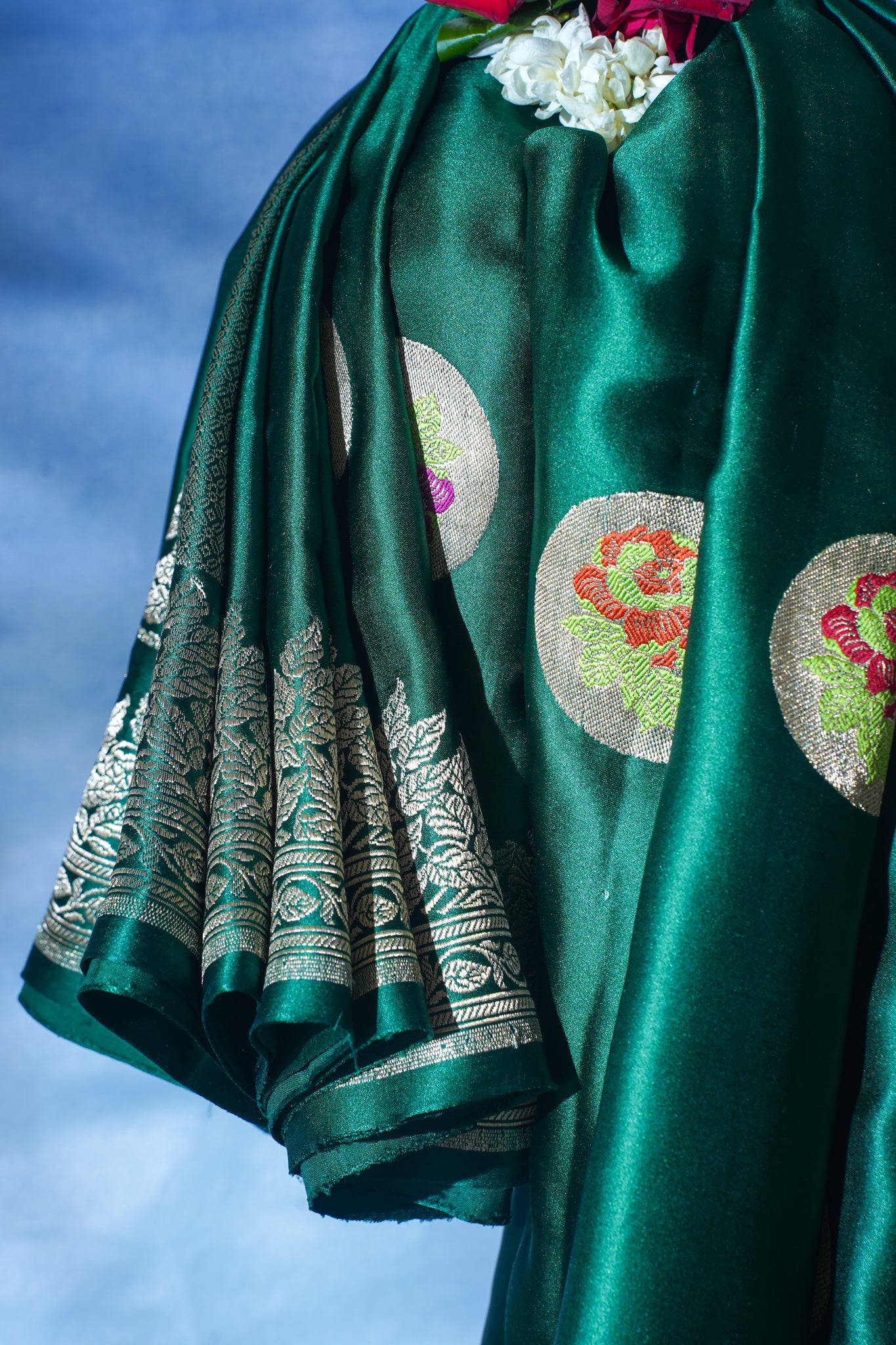 Emerald Green Pure Mashru Silk Handwoven Saree