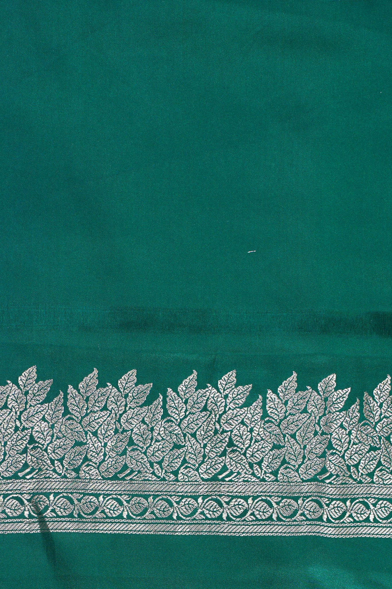 Emerald Green Pure Mashru Silk Handwoven Saree