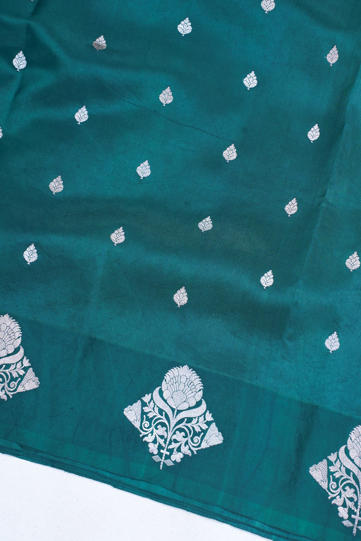 Emerald Green Pure Mango Katan Silk Handwoven Saree