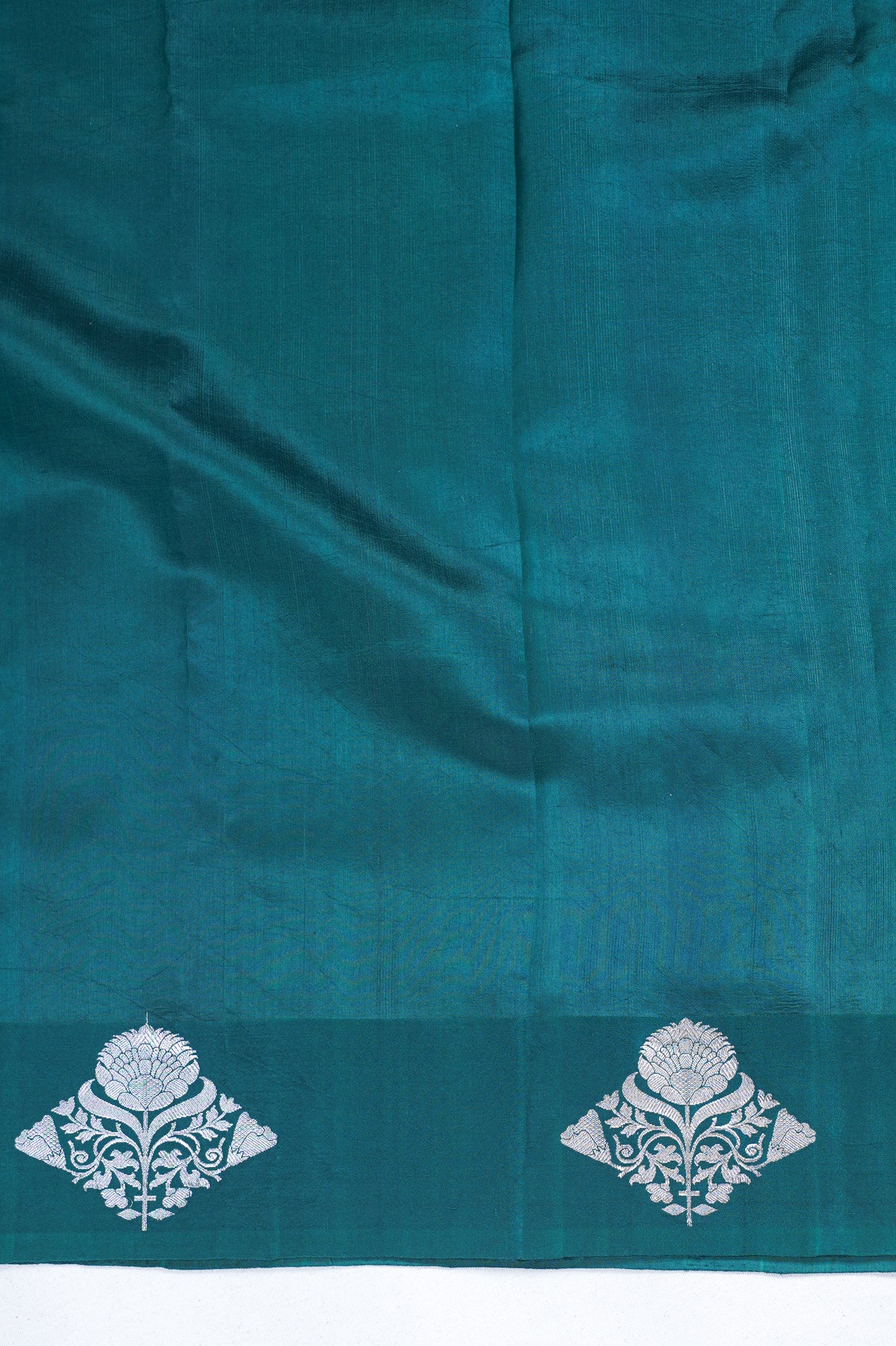 Emerald Green Pure Mango Katan Silk Handwoven Saree
