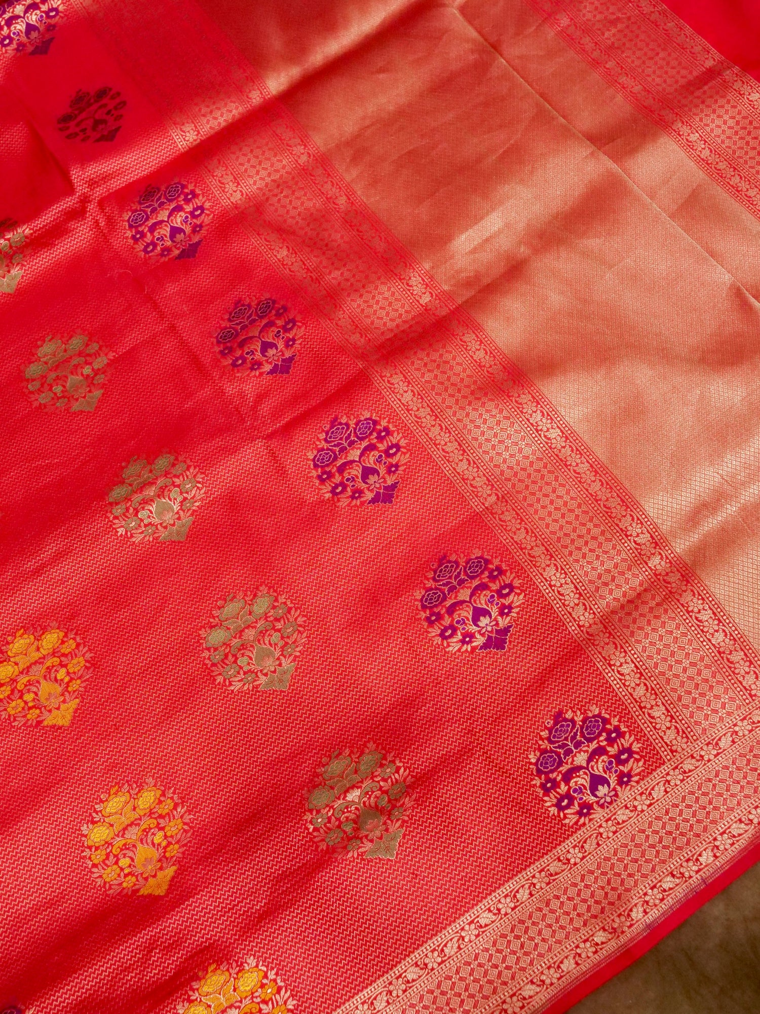 Red Handwoven Banarasi Pure Katan Silk Meenakari Brocade Saree