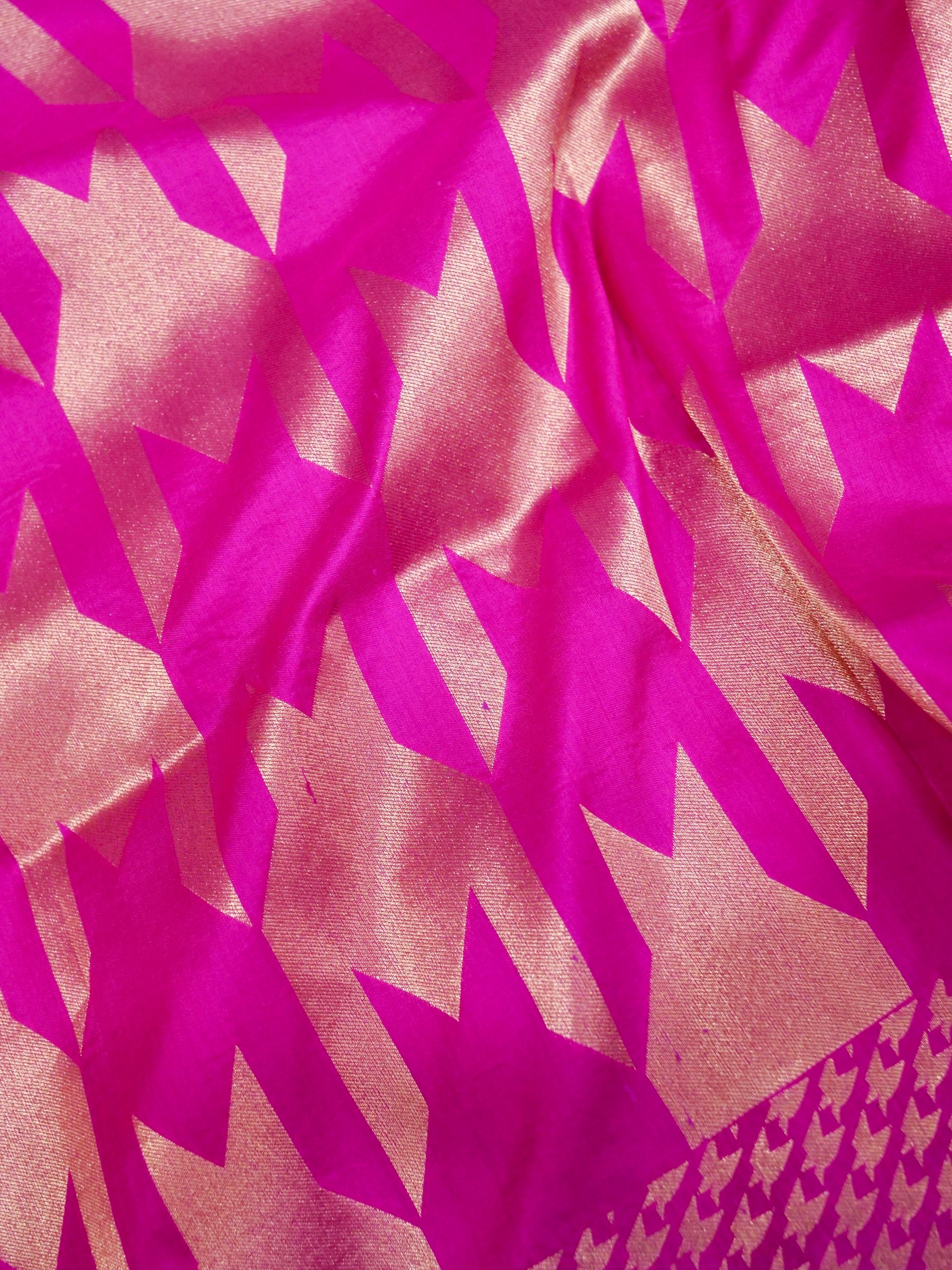 Pink Handloom Pure Katan Silk Banarasi Brocade Saree