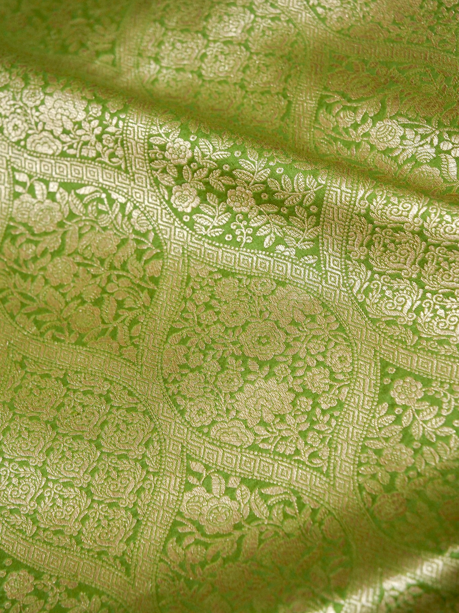 Green Handloom Pure Katan Silk Banarasi Brocade Saree