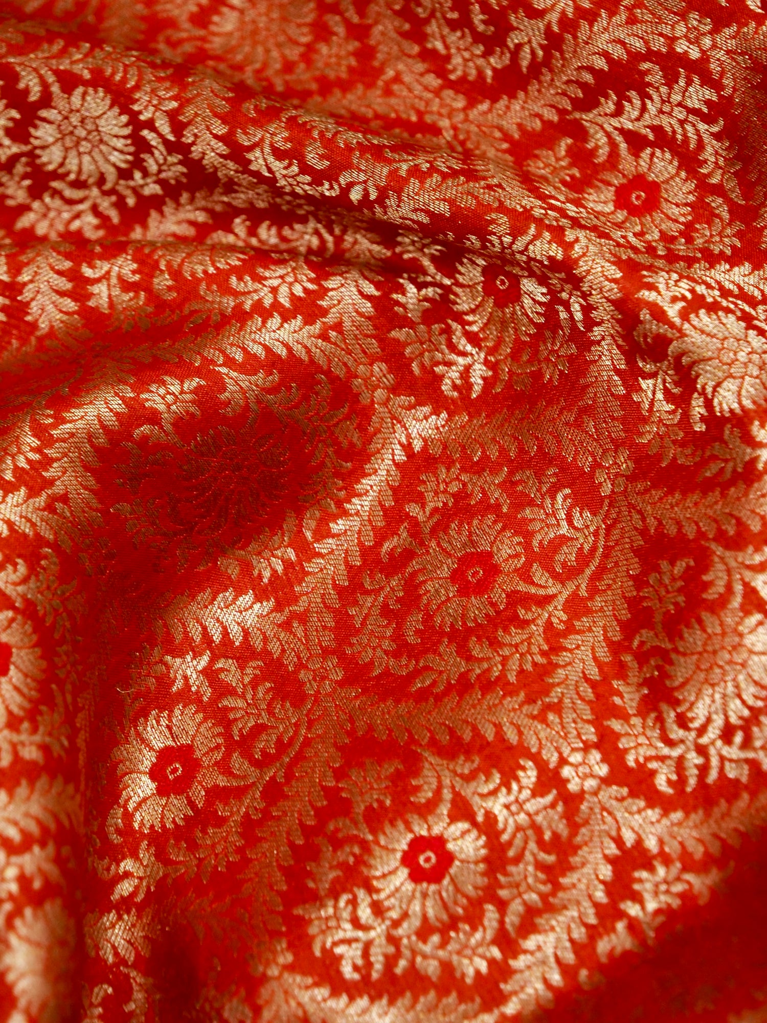 Red Handloom Pure Katan Silk Banarasi Brocade Saree
