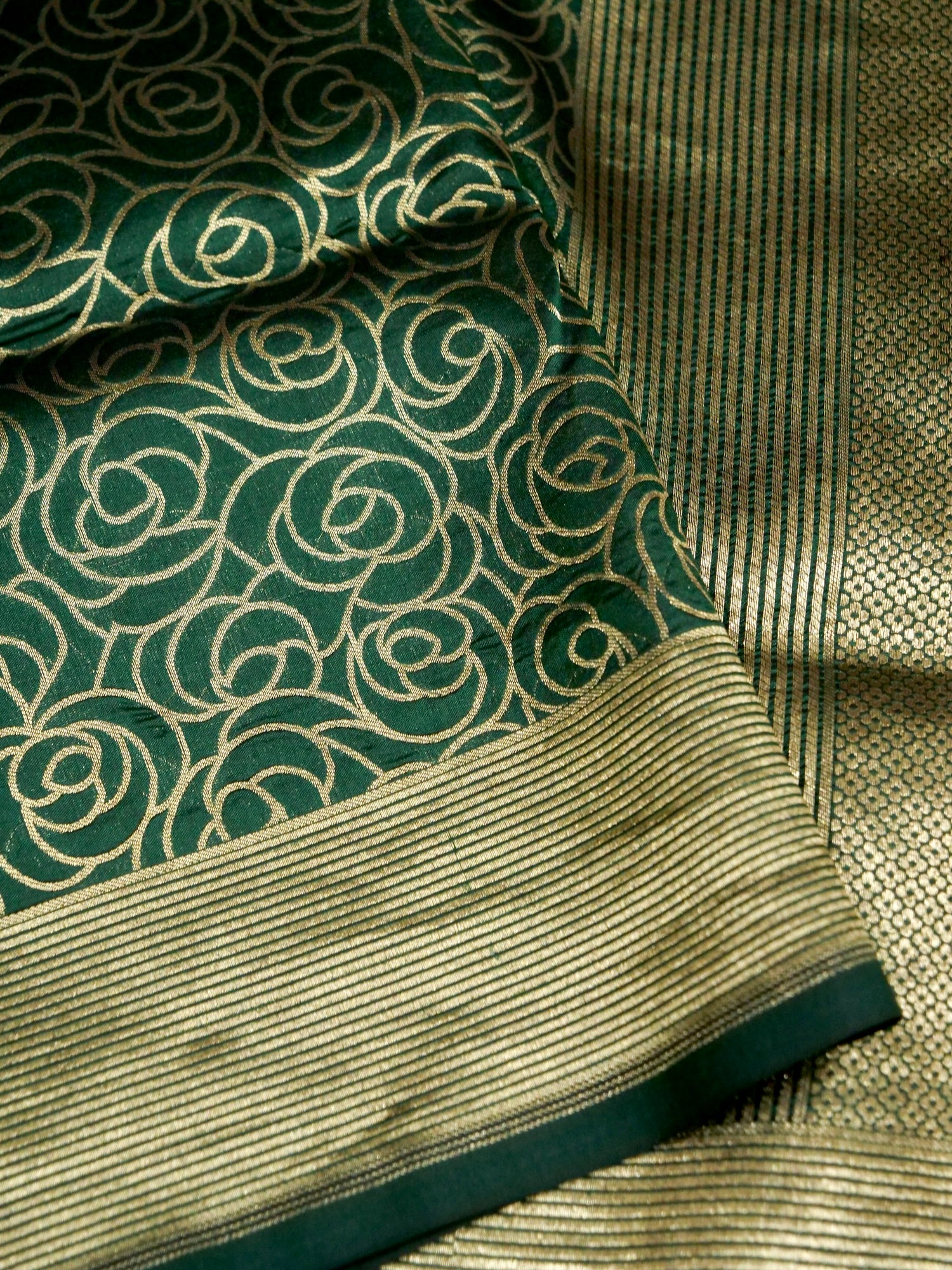 Bottle Green Handloom Pure Katan Silk Banarasi Brocade Saree