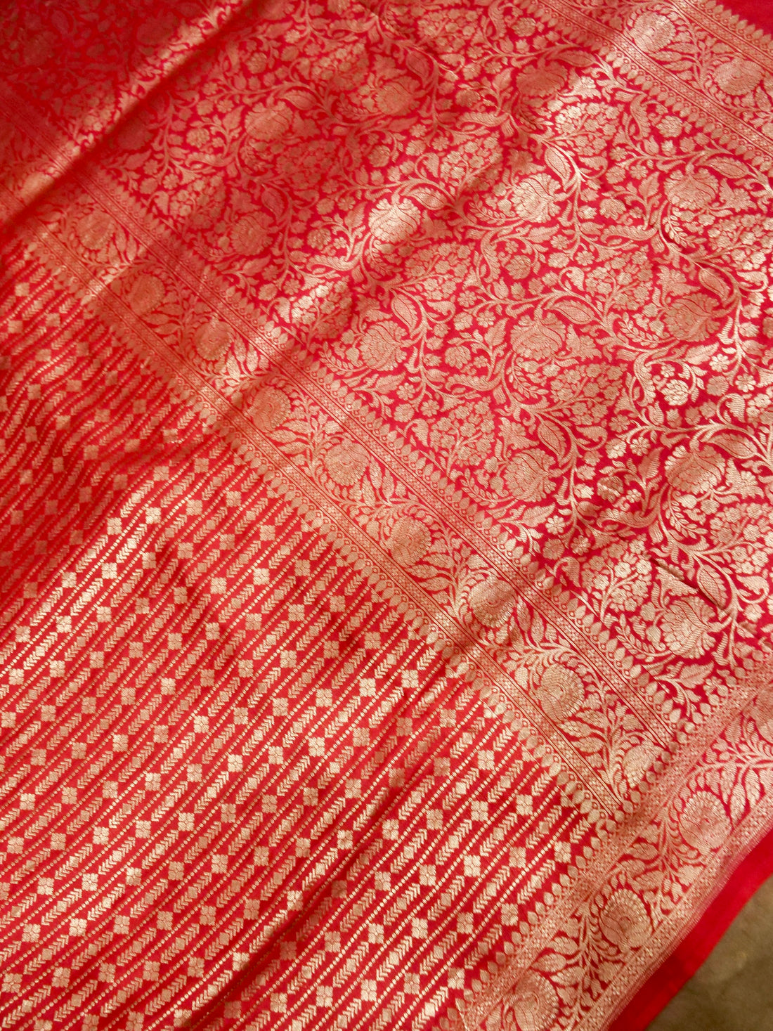Ruby Red Handloom Pure Katan Silk Banarasi Brocade Saree