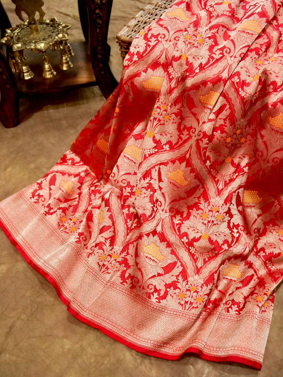 Red Handwoven Banarasi Pure Katan Silk Meenakari Brocade Saree