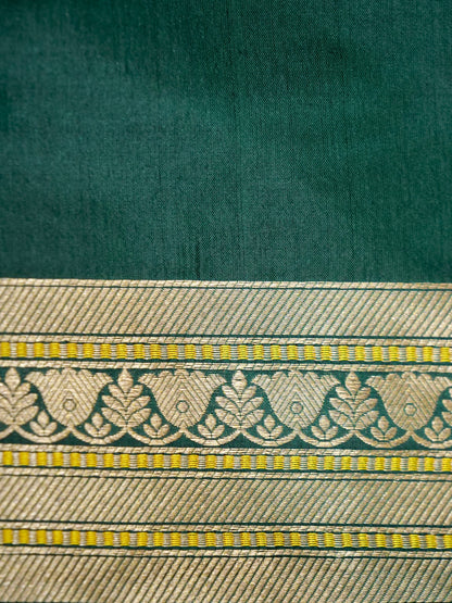 Green Handwoven Banarasi Pure Katan Silk Meenakari Brocade Saree
