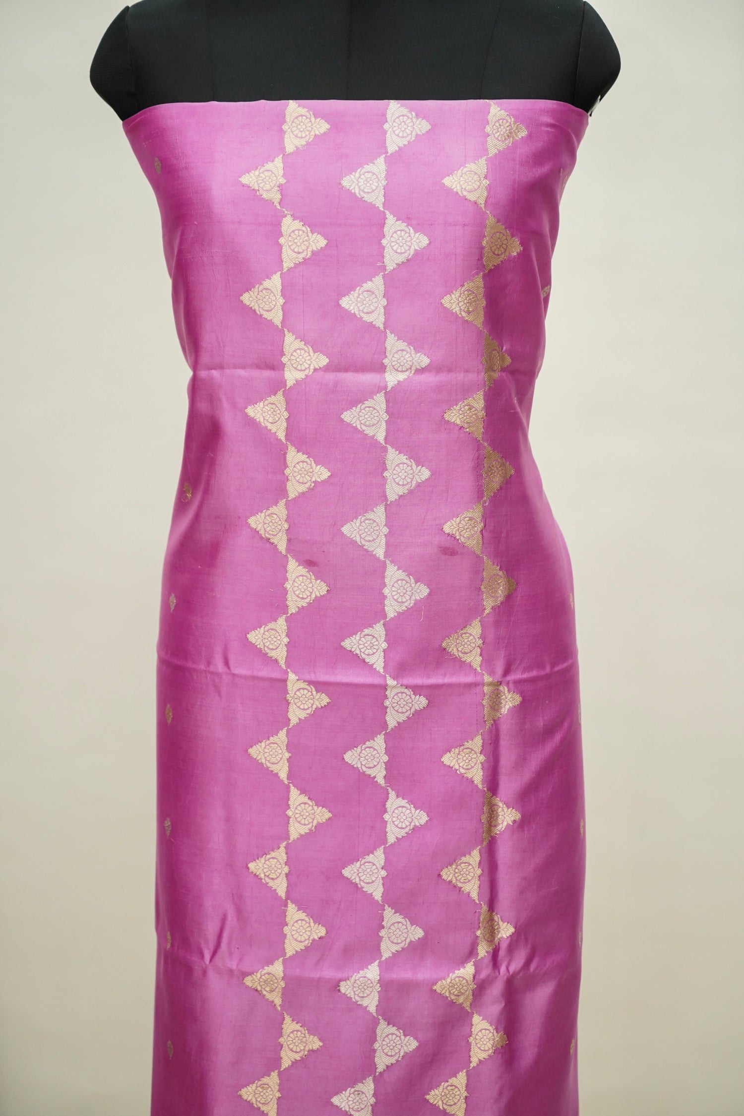 Rani Pink Handwoven Banarasi Pure Katan Silk Designer Suit with dual-tone Pink and Orange Dupatta